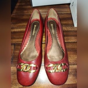 Naturalizer red shoe